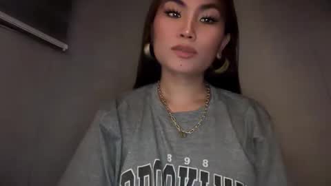 Snapshot of cathy_sanches chatting on October 2, 2:23 am cathy online show from October 2, 2:23 am