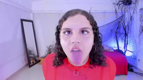 Catleya  online show from October 30, 9:47 pm