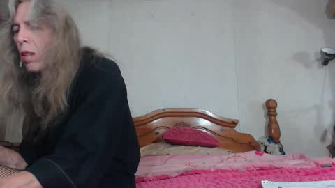 Jackie online show from October 31, 10:36 am