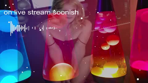 Snapshot of charli_girl chatting on January 1, 2:41 am Charli online show from January 1, 2:41 am