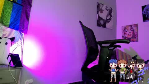 Charlie  online show from November 8, 1:44 pm