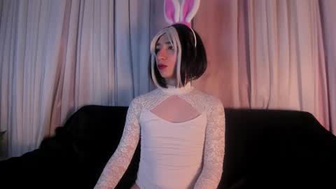 Snapshot of charlottee_slaave chatting on October 8, 2:46 am CHARLOTTE online show from October 8, 2:46 am