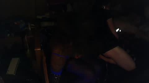 Snapshot of charr1barr chatting on December 5, 12:06 pm Miss Chocolate online show from December 5, 12:06 pm