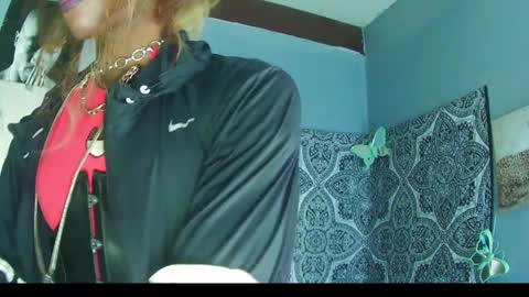 Snapshot of charr1barr chatting on March 2, 7:52 pm Miss Chocolate online show from March 2, 7:52 pm