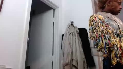 Miss Chocolate online show from November 12, 9:08 am