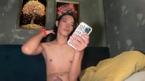 PAPI BEBE online show from May 4, 11:59 am