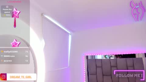 Snapshot of chaturmodels chatting on September 23, 8:59 pm Sophie online show from September 23, 8:59 pm