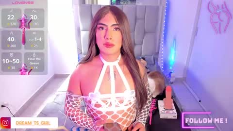 Snapshot of chaturmodels chatting on September 28, 3:44 pm Sophie online show from September 28, 3:44 pm