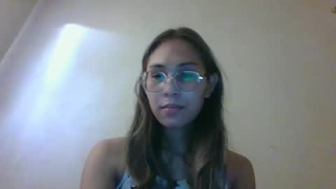 Snapshot of chelly4u69 chatting on February 23, 3:35 am chelly4u69 online show from February 23, 3:35 am