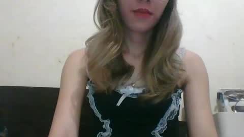 Snapshot of chelly4u69 chatting on March 12, 10:48 am chelly4u69 online show from March 12, 10:48 am