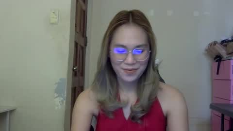 Snapshot of chelly4u69 chatting on October 6, 4:34 am chelly4u69 online show from October 6, 4:34 am