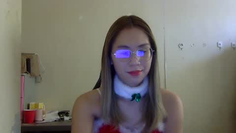 Snapshot of chelly4u69 chatting on October 9, 4:36 am chelly4u69 online show from October 9, 4:36 am