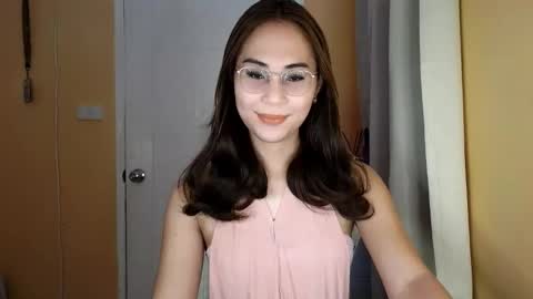 chelly4u69 online show from February 19, 11:28 am