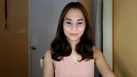 chelly4u69 online show from March 5, 2:16 am