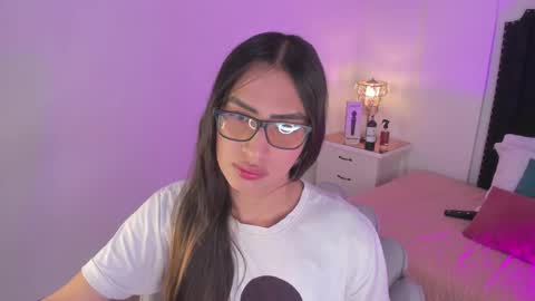 Cherry online show from November 20, 1:44 pm