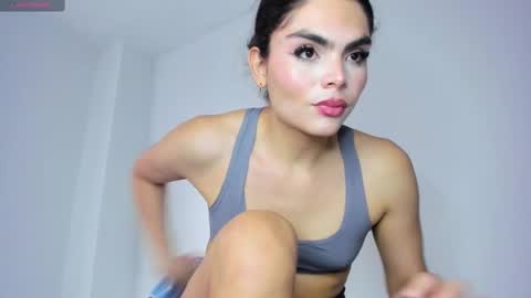 Snapshot of cheryl_blossom69 chatting on February 24, 8:47 pm Mafe 3 online show from February 24, 8:47 pm