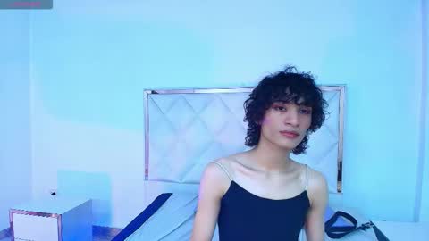Snapshot of chipi_tay chatting on October 4, 7:14 pm Chipi online show from October 4, 7:14 pm