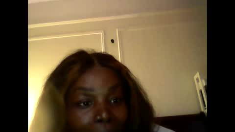 Snapshot of chocolatedrop_ chatting on September 24, 10:05 pm chocolatedrop_ online show from September 24, 10:05 pm