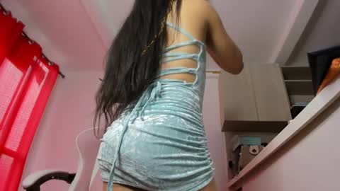 Snapshot of cielo_9 chatting on December 17, 11:49 am Sara INSTAGRAM SARARENDON7798 online show from December 17, 11:49 am