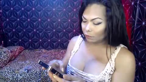Snapshot of cindyts09 chatting on January 8, 10:27 pm Cindy online show from January 8, 10:27 pm