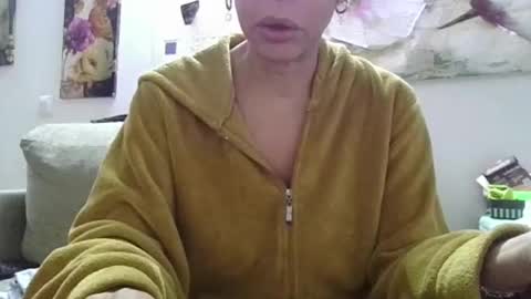 Snapshot of cinthia2525 chatting on December 17, 11:28 am cinthia2525 online show from December 17, 11:28 am