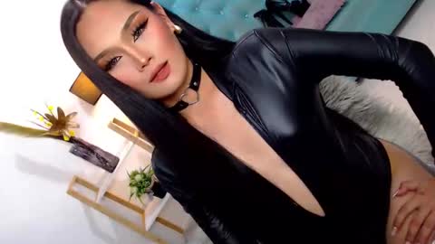 Cleo online show from December 23, 6:51 am