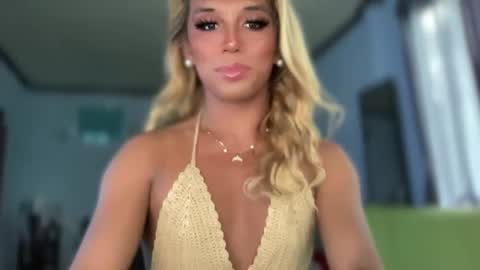 Snapshot of cockprincess_dianna chatting on December 18, 5:37 am PrincessDianna IslandGirl CUMSHOW in PVT and PASSWORDSHOW online show from December 18, 5:37 am