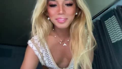 Snapshot of cockprincess_dianna chatting on January 7, 6:14 pm PrincessDianna IslandGirl CUMSHOW in PVT and PASSWORDSHOW online show from January 7, 6:14 pm