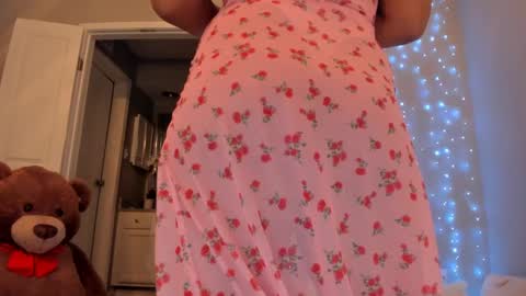 Snapshot of colombiantexas chatting on January 3, 4:11 am ........ Instagram Lorysexys online show from January 3, 4:11 am