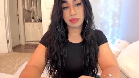 Snapshot of colombiantexas chatting on February 5, 3:23 am ........ Instagram Lorysexys online show from February 5, 3:23 am