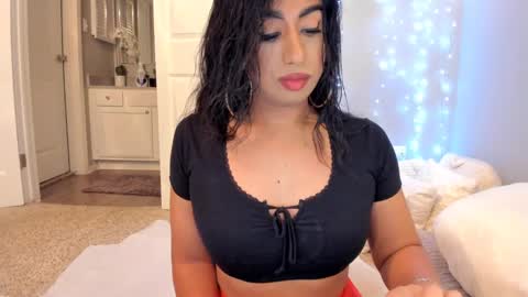 Snapshot of colombiantexas chatting on February 7, 4:27 am ........ Instagram Lorysexys online show from February 7, 4:27 am