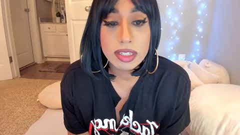 Snapshot of colombiantexas chatting on September 24, 5:35 am ........ Instagram Lorysexys online show from September 24, 5:35 am