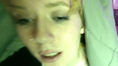 cometzcum online show from September 18, 8:03 pm