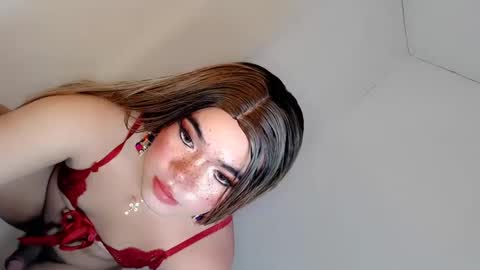 Snapshot of crazy_vixen chatting on December 20, 6:35 pm Hot Ayisha online show from December 20, 6:35 pm