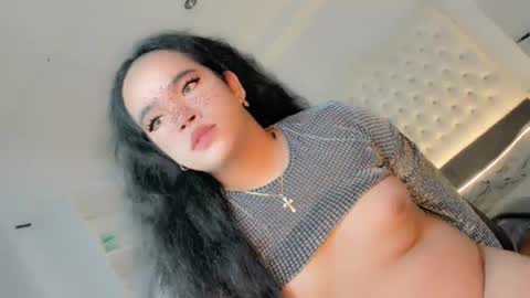 Snapshot of crazy_vixen chatting on January 16, 1:14 pm Hot Ayisha online show from January 16, 1:14 pm