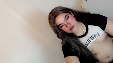 Snapshot of crazy_vixen chatting on January 23, 7:18 pm Hot Ayisha online show from January 23, 7:18 pm