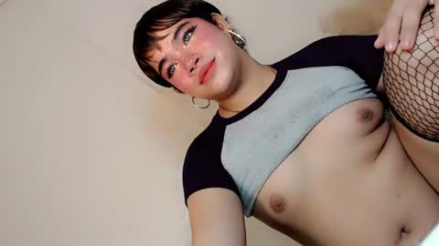 Snapshot of crazy_vixen chatting on March 9, 5:28 pm Hot Ayisha online show from March 9, 5:28 pm