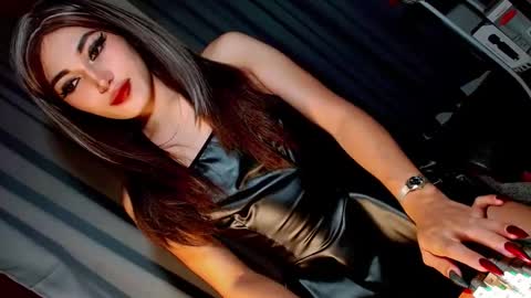 Snapshot of creamycum_celinexxx chatting on January 29, 4:52 pm Celine online show from January 29, 4:52 pm