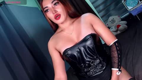 Snapshot of creamycum_celinexxx chatting on September 30, 7:41 am Celine online show from September 30, 7:41 am