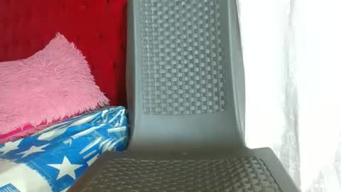 cristinamontiel74 online show from October 18, 3:37 pm