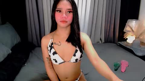 bea takashi  online show from October 14, 9:32 am