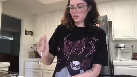 Cupid online show from November 12, 10:41 pm