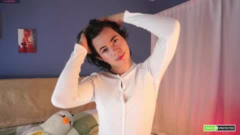 Snapshot of cute_erelis chatting on January 29, 10:48 am You Erelis online show from January 29, 10:48 am