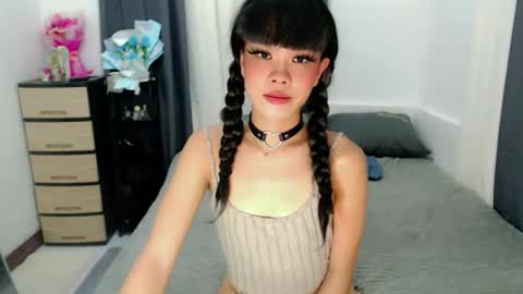 Snapshot of cute_maloi chatting on September 11, 6:32 am Jane online show from September 11, 6:32 am