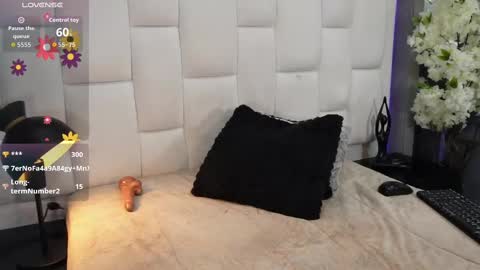 Snapshot of cutearii chatting on September 9, 9:35 pm CuteArii online show from September 9, 9:35 pm