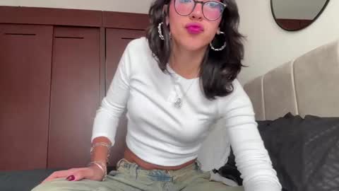 Snapshot of cutiepiemiu chatting on February 6, 8:02 pm cutiepiemiu - online show from February 6, 8:02 pm