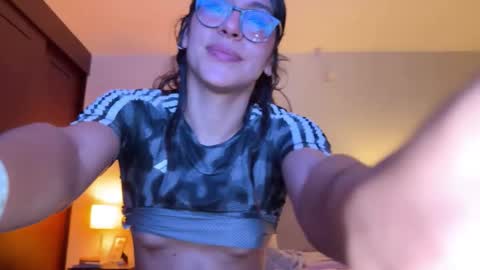Snapshot of cutiepiemiu chatting on September 25, 4:52 am cutiepiemiu - online show from September 25, 4:52 am