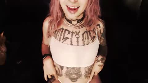 Nikki online show from October 17, 2:37 am