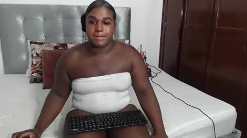 Snapshot of daiishawolf chatting on October 1, 7:47 pm Daiisha.. online show from October 1, 7:47 pm