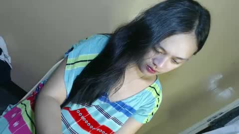 Snapshot of daisylira chatting on March 1, 12:01 pm LILY christmas wish breast implant online show from March 1, 12:01 pm
